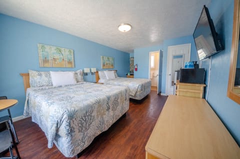 Family Room, Kitchenette | Rollaway beds, free WiFi, bed sheets