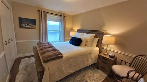 The Getaway, 1 Queen Bed, second floor room, private bathroom on the main floor | 3 bedrooms, Egyptian cotton sheets, premium bedding, down comforters