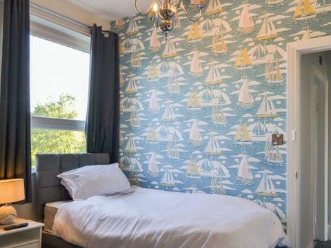 Single bedroom | Ellis House, Filey
