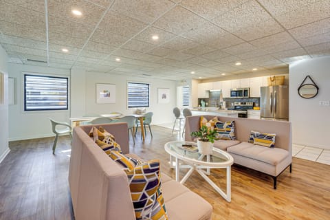 Perrysburg Vacation Rental | 2BR | 1.5BA | Stairs to Enter | 1,500 Sq Ft