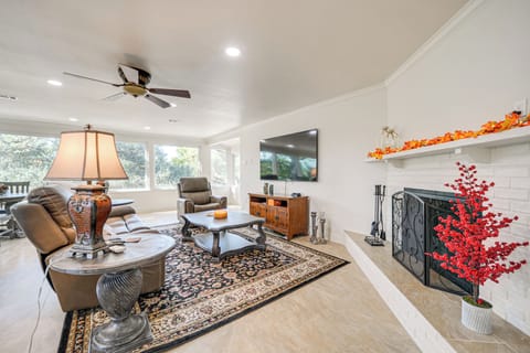 Marble Falls Vacation Rental | 3BR | 2BA | 2,400 Sq Ft | Step to Enter