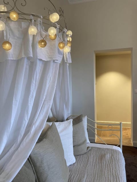 Deluxe Triple Room | Blackout drapes, iron/ironing board, travel crib, free WiFi