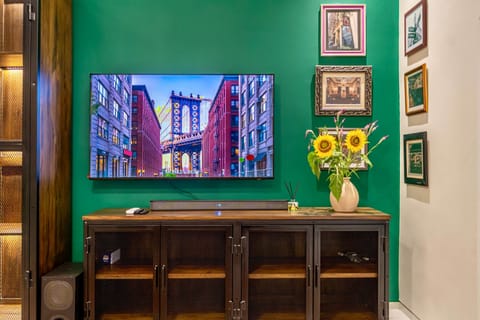 Luxury-Bali-4Br-Modern-Villa-Canggu-Lounge-Game-Room-TV View