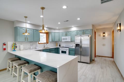 Kitchen | Cooking Basics | Drip Coffee Maker | Blender | Toaster