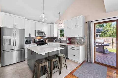 Recently remodeled and fully stocked kitchen