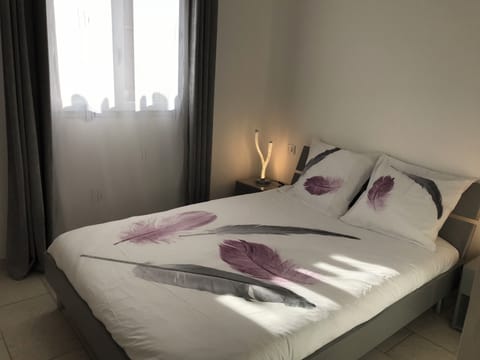 Blackout drapes, iron/ironing board, free WiFi