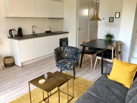 Apartment | Living room