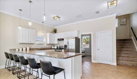 Main House 1st Floor - Kitchen