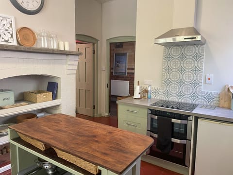 Shared fridge, microwave, oven, dishwasher