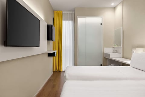 Double Room | In-room safe, free WiFi, bed sheets