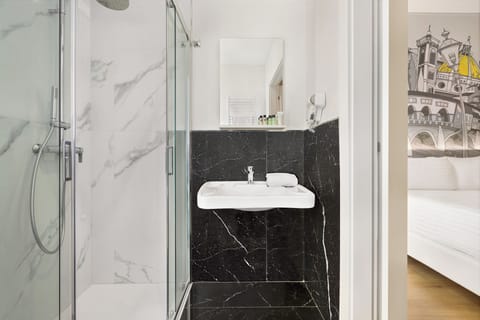 Double Room | Bathroom