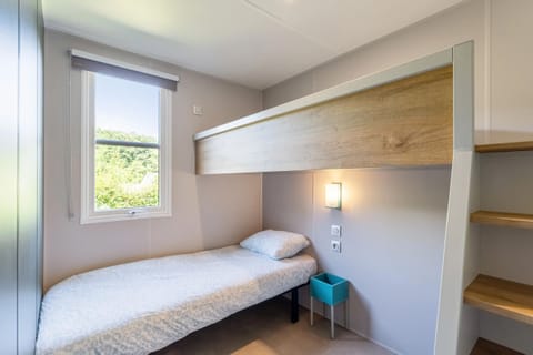 Camping Papillon Bouillon - Buena Vista - bedroom