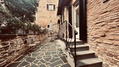 Wall, Brick, Composite Material, Brickwork, Stone Wall, Cobblestone, Stairs, Flagstone, Handrail