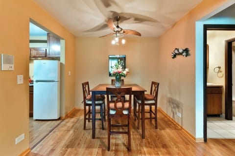 ~ COOK YOUR DELICIOUS MEALS AND GATHER AROUND YOUR DINING TABLE ~