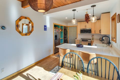 Dining Area & Kitchen | 1st Floor