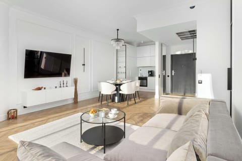 Bright kitchen and dining zone blending seamlessly with the living area.