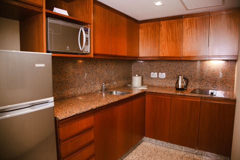 Minibar, in-room safe, desk, soundproofing