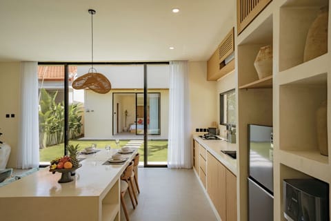 Villa, 3 Bedrooms, Patio, Pool View | In-room dining