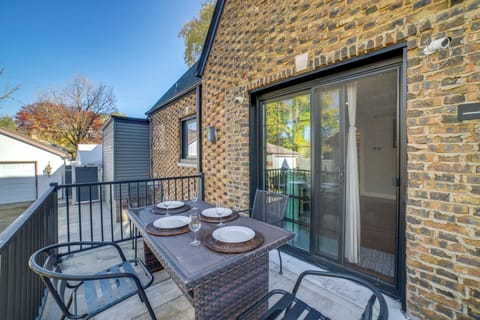 Balcony | Dining Space | Heater