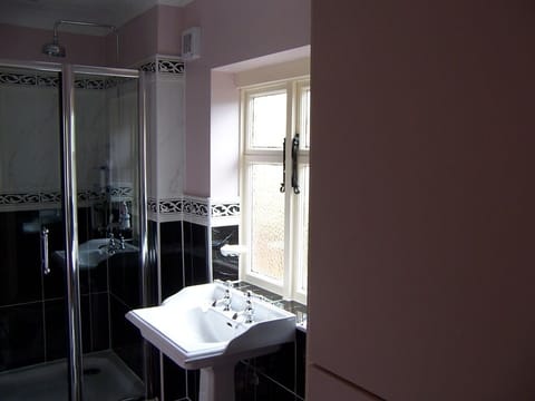 Luxury Double Room, Ensuite (Large) | Bathroom