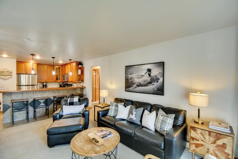 Interior | Open Floor Plan | Free WiFi | Single-Story Unit on 2nd Floor