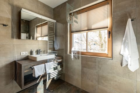 Family Room, 2 Bedrooms | Bathroom | Free toiletries, hair dryer, bathrobes, towels