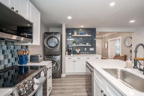 House, Multiple Beds, Patio, Garden View (The Gathering House) | Private kitchen