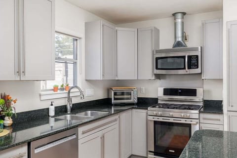 Fully Equipped Kitchen with Stainless Steel Appliances
