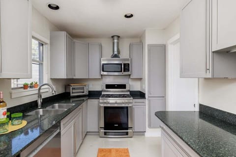 Fully Equipped Kitchen with Stainless Steel Appliances