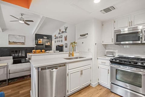 Fully Equipped Kitchen - Gas Range