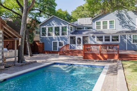 Private Pool (March–October) *Not Heated