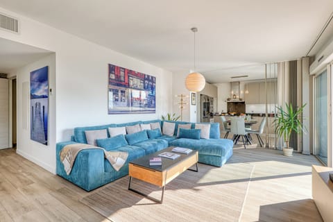 Living and dining room