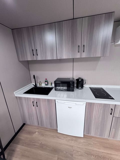 Studio | 1 bedroom, Internet