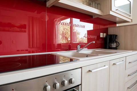 Style meets function in our trendy kitchen—fully loaded for your cooking adventures!