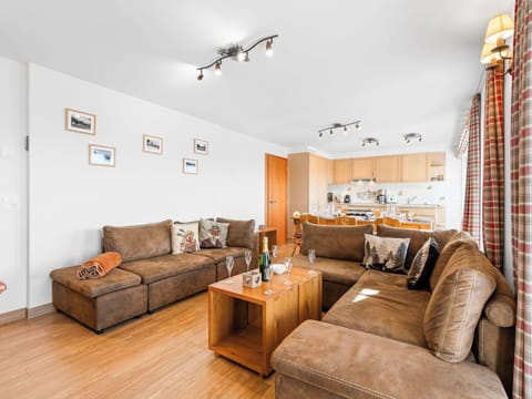 Furniture, Interior Design, Couch, Wood, Flooring, Floor, Table, Living Room, Ceiling, Room