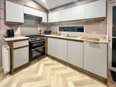 Kitchen | Lily Pad Lodge, Brechin