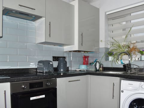 Kitchen | Twenty One, Westward Ho