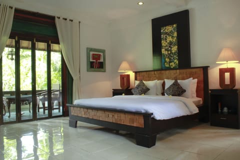 Superior Cottage | Premium bedding, minibar, in-room safe, rollaway beds