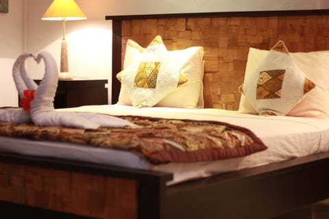 Superior Cottage | Premium bedding, minibar, in-room safe, rollaway beds