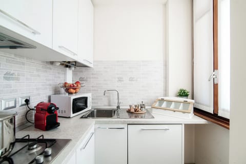 Apartment, Lake View | Egyptian cotton sheets, premium bedding, down comforters