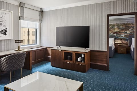 Executive Suite, 1 Bedroom | Premium bedding, in-room safe, desk, laptop workspace