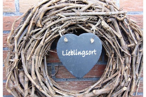 Entrance / Reception