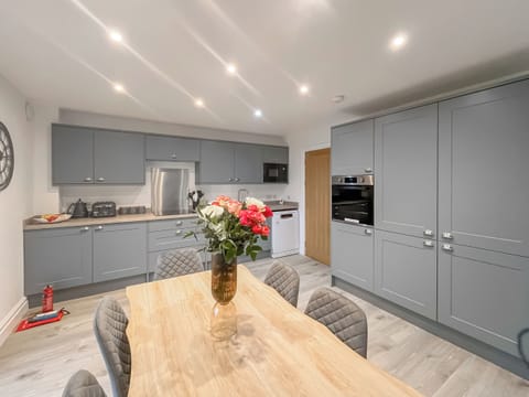 Open plan living space | Eriska View, Benderloch, by Oban