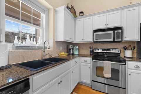 The kitchen is stocked with all you might need to cook up your favorite dishes!