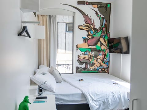 Double Room, 1 Twin Bed | In-room safe, desk, free WiFi, bed sheets