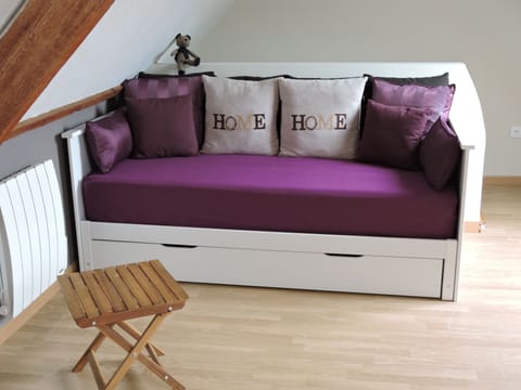 Family Quadruple Room, Courtyard View | Iron/ironing board, free WiFi