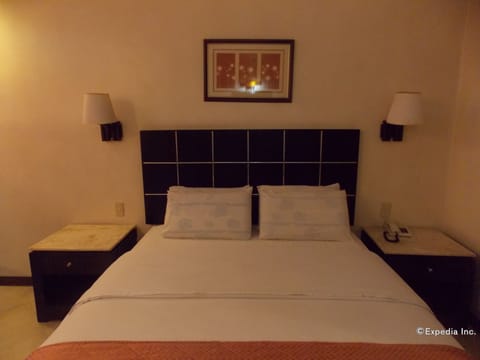 Superior Room, 1 Double Bed | Desk, rollaway beds, free WiFi, bed sheets