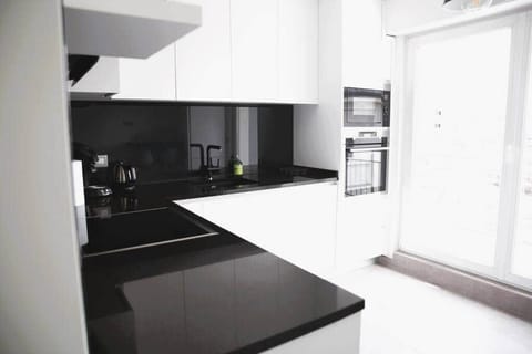 Bfeea148 a7da 4e64 bebf 80116e7aecf8