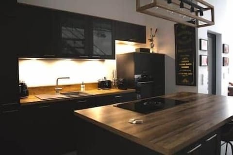 6319aa10 62af 4e87 9e90 8ec2b0de9960