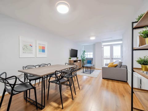 Apartment 10 Stanley Street, Liverpool - Host & Stay